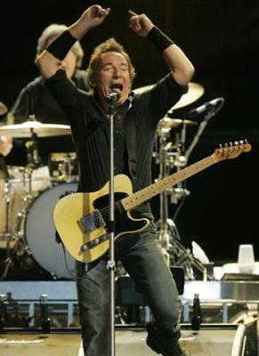 Conciertazo de Bruce Springsteen y la gran E Street Band en un exitazo que encantó a todo Madrid